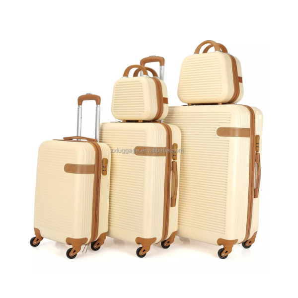 Luzury travel suitcases women .png